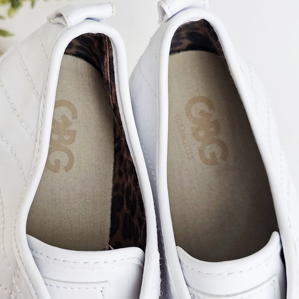 G By Guess Women's Orfin Faux-Leather Sneakers with Brand Accents Size 10 M - Picture 13 of 16